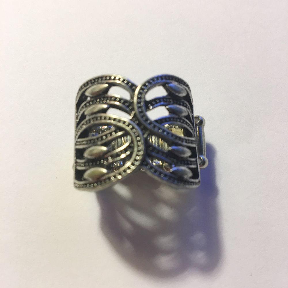 Vintage Paparazzi Silver Statement Ring